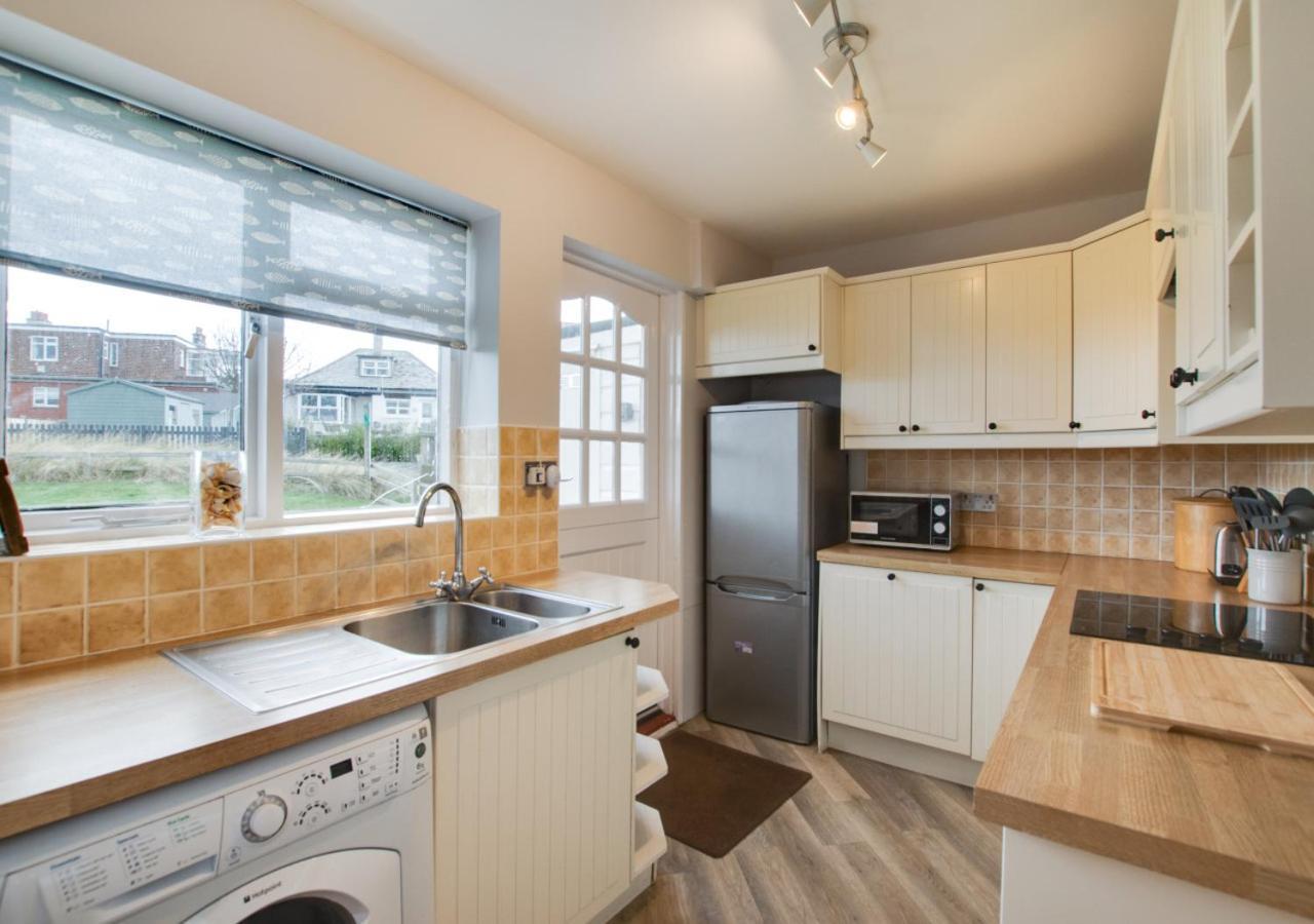 Porthole Cottage ビードネル エクステリア 写真
